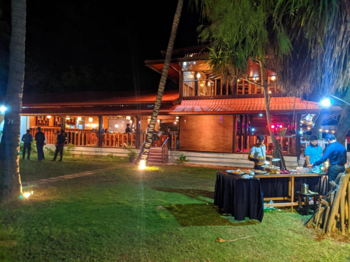 Blue Sand Beach Resort Trincomalee Εξωτερικό φωτογραφία